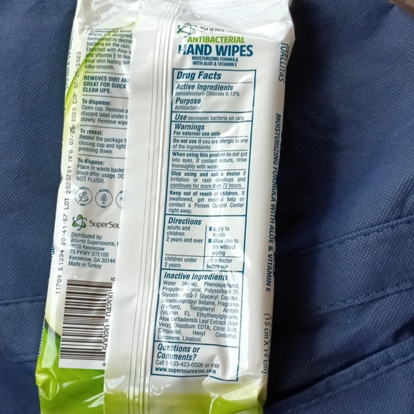 3 pks Super Source antibacterial hand wipes moisturizing, with aloe & vitamin e - Picture 2 of 4